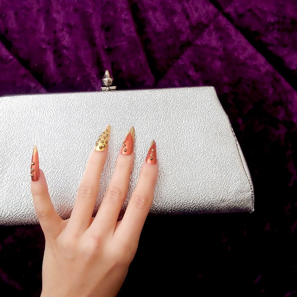 True Vintage 1980s 50s Revival Pinup Girl Silver Lamé Clutch Evening Bag